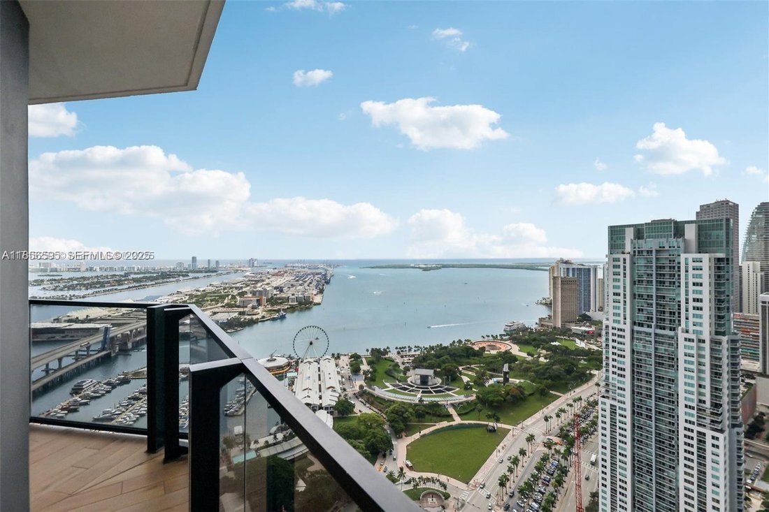 Condo in Miami, Florida, United States 3 - 18046713
