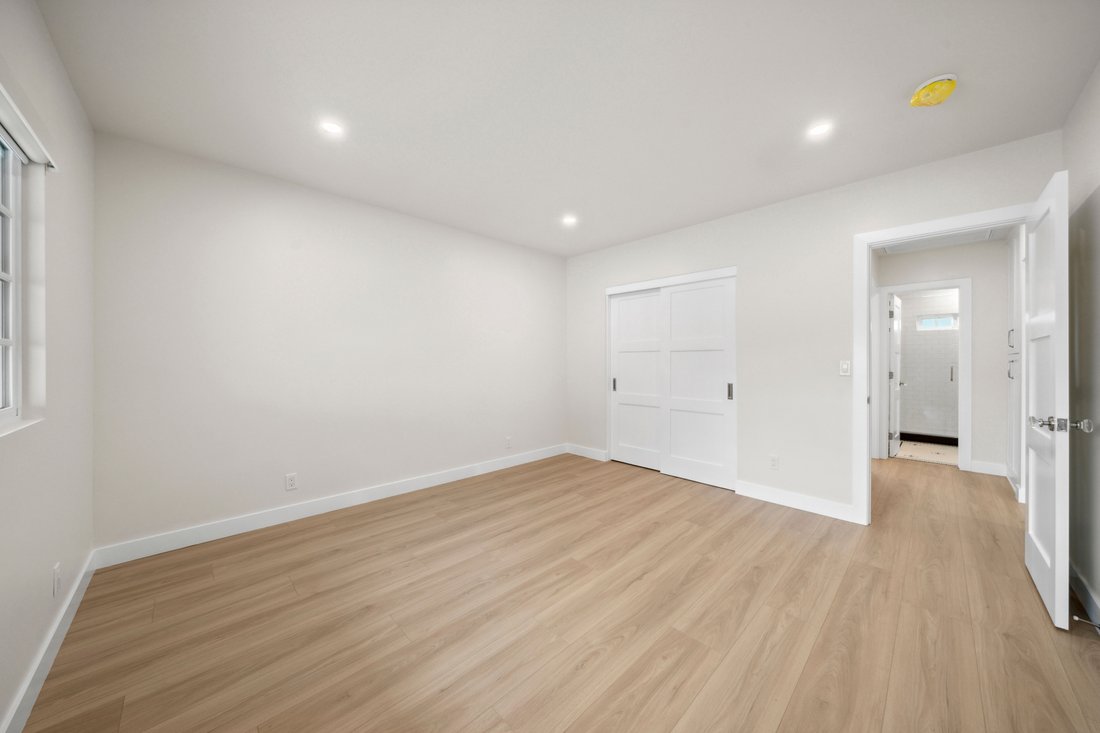 Apartment in Newport Beach, California, United States 4 - 18039919