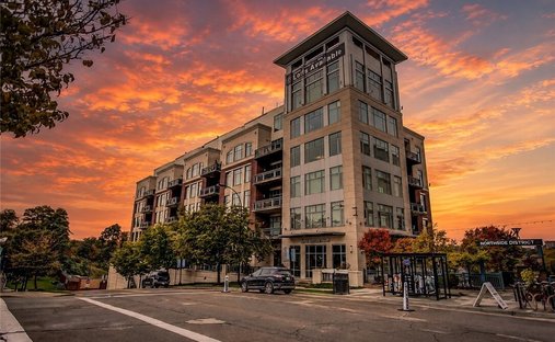 Condo in Akron, Ohio, United States 1