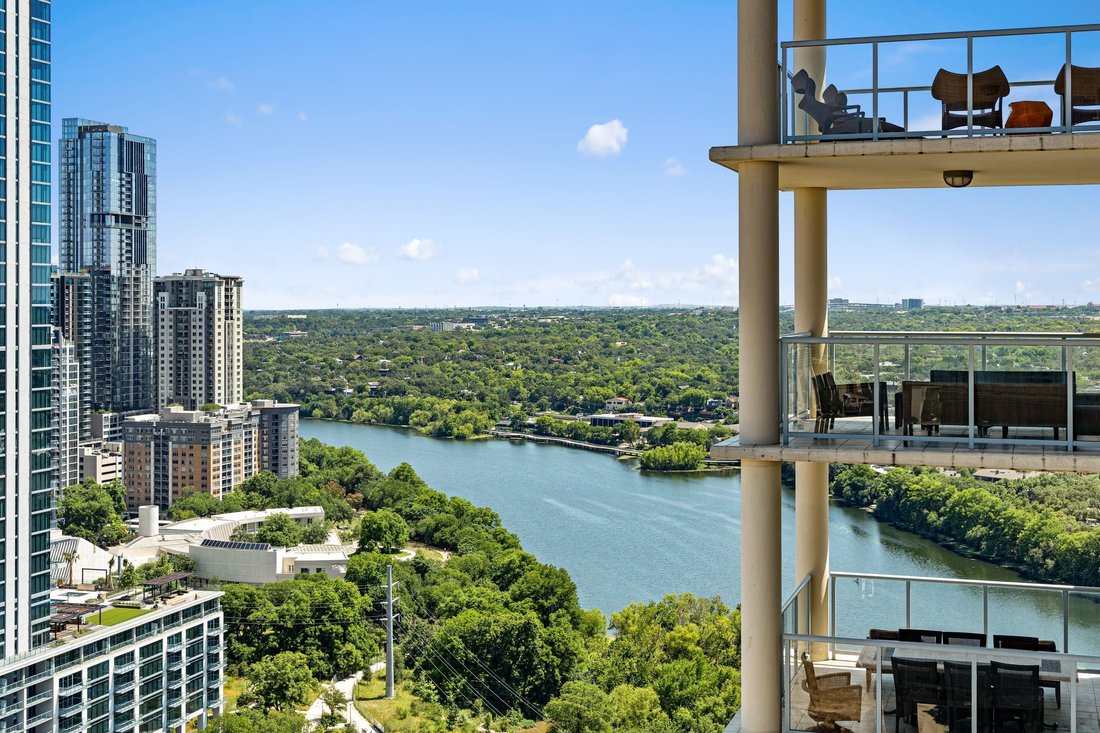 Condo in Austin, Texas, United States 2 - 18039942