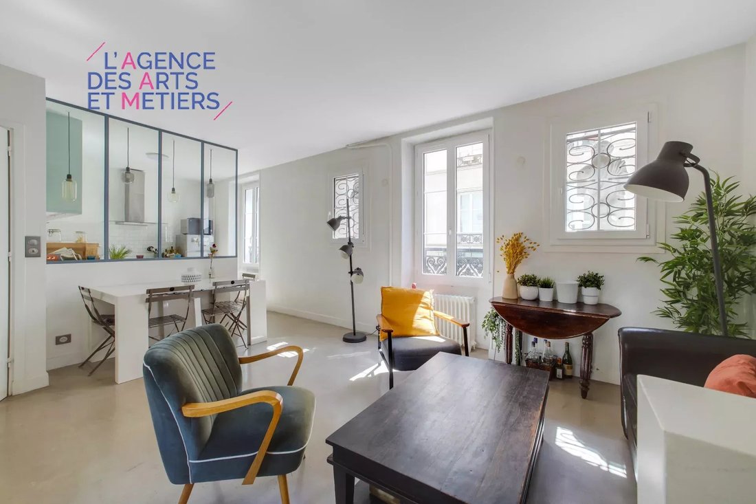 Apartment in Batignolles-Cardinet, Paris 17e Arrondissement, Paris 1 - 18038275