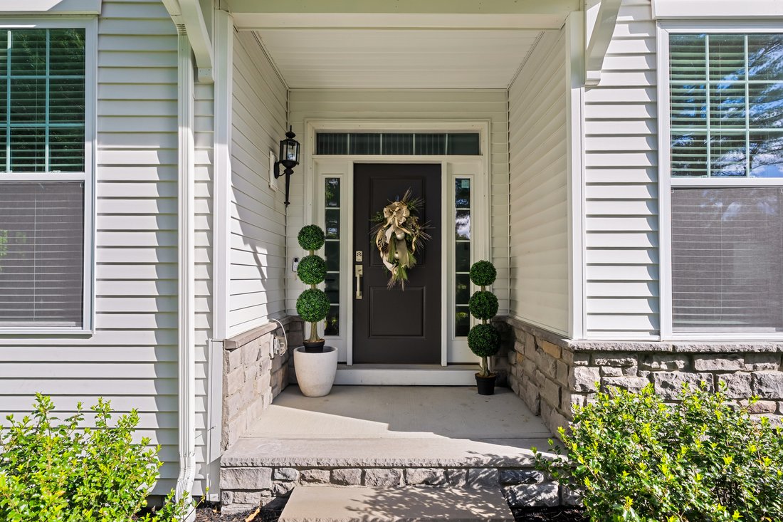 Condo in Methuen, Massachusetts, United States 4 - 18035556