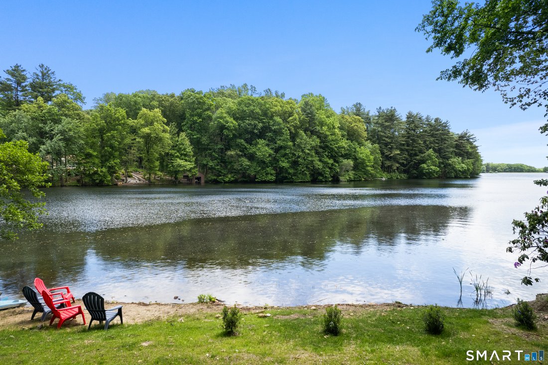 House in Stratford, Connecticut, United States 1 - 18043910