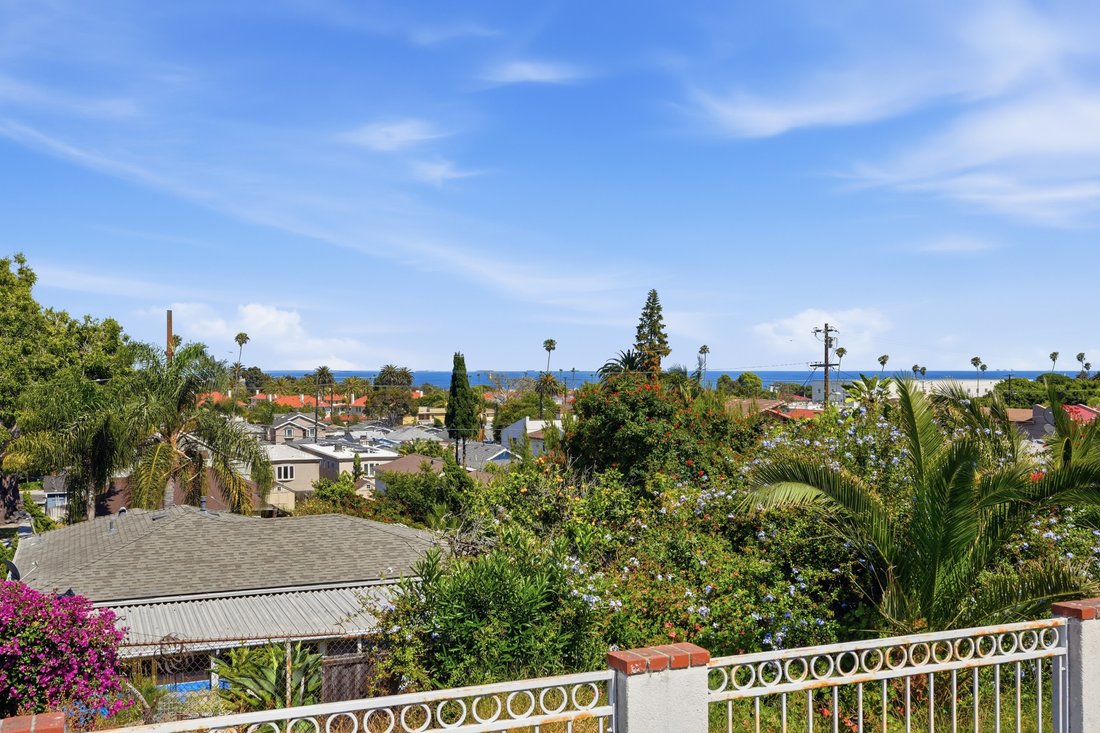 House in Los Angeles, California, United States 3 - 18047011