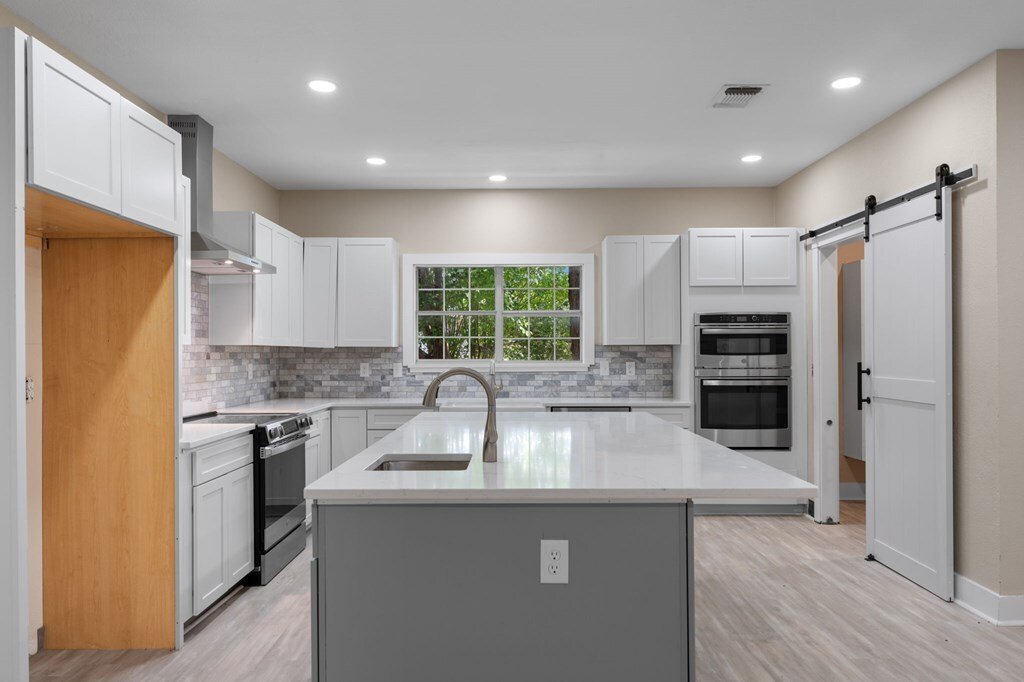 House in Kerrville, Texas, United States 4 - 18040495