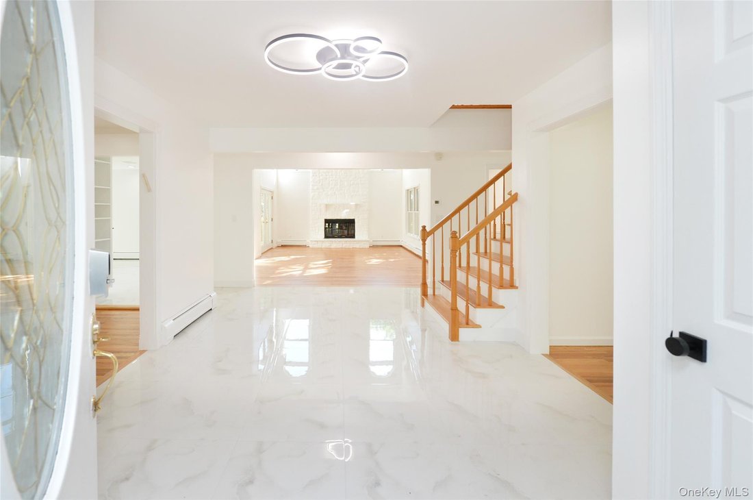 House in Airmont, New York, United States 3 - 18036504