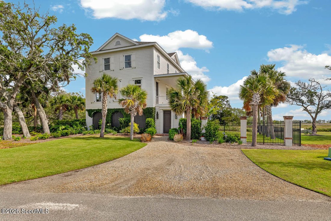 House in St. Simons, Georgia, United States 1 - 18046578
