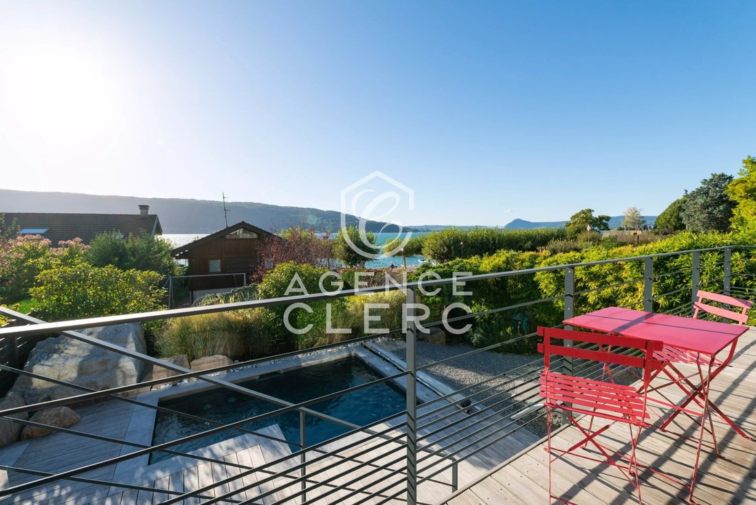 Villa in Veyrier-du-Lac, Auvergne-Rhône-Alpes, France 3 - 16935943