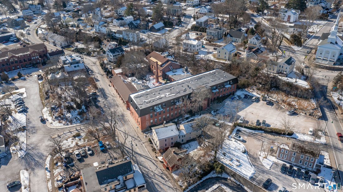 Groton, Connecticut, United States 2 - 18041338