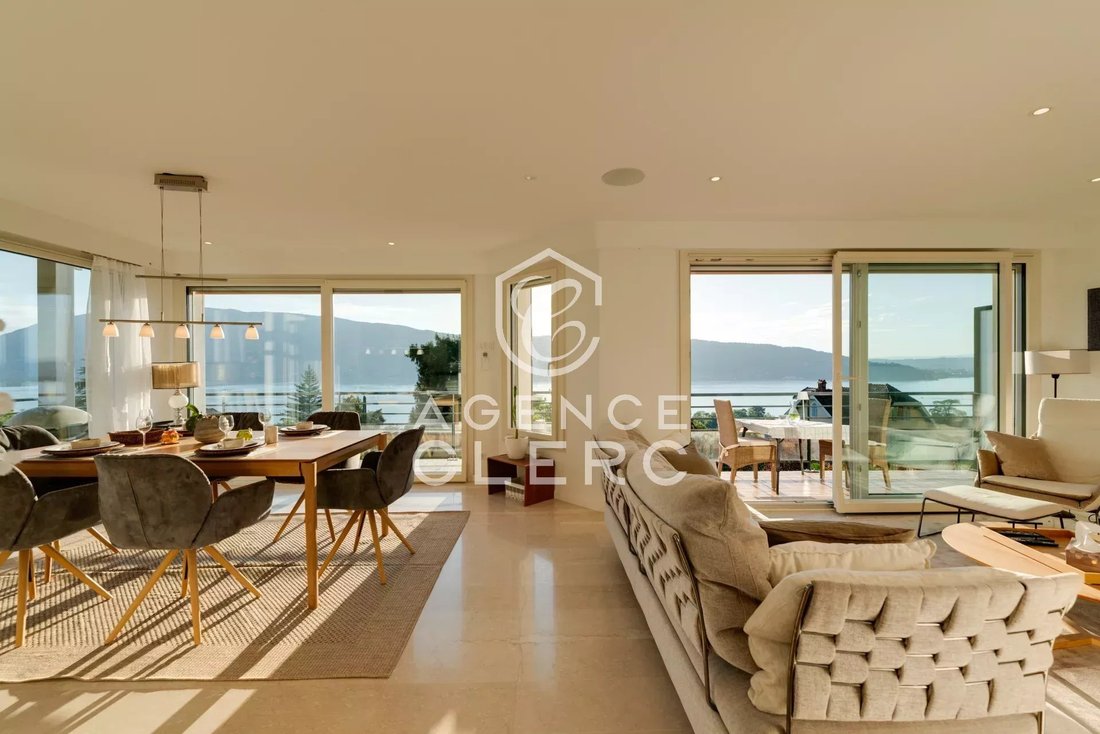 Villa in Veyrier-du-Lac, Auvergne-Rhône-Alpes, France 5 - 15221830