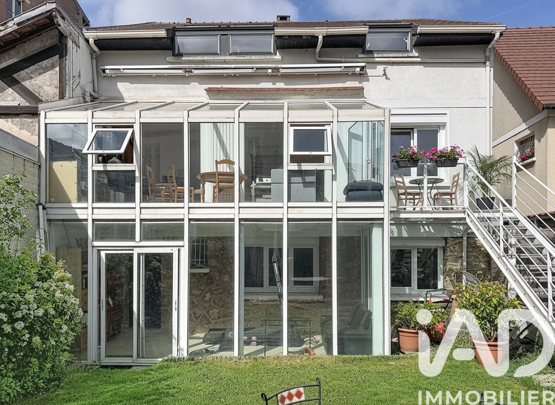 House in Fontenay-sous-Bois, Ile-de-France, France 4 - 17714777