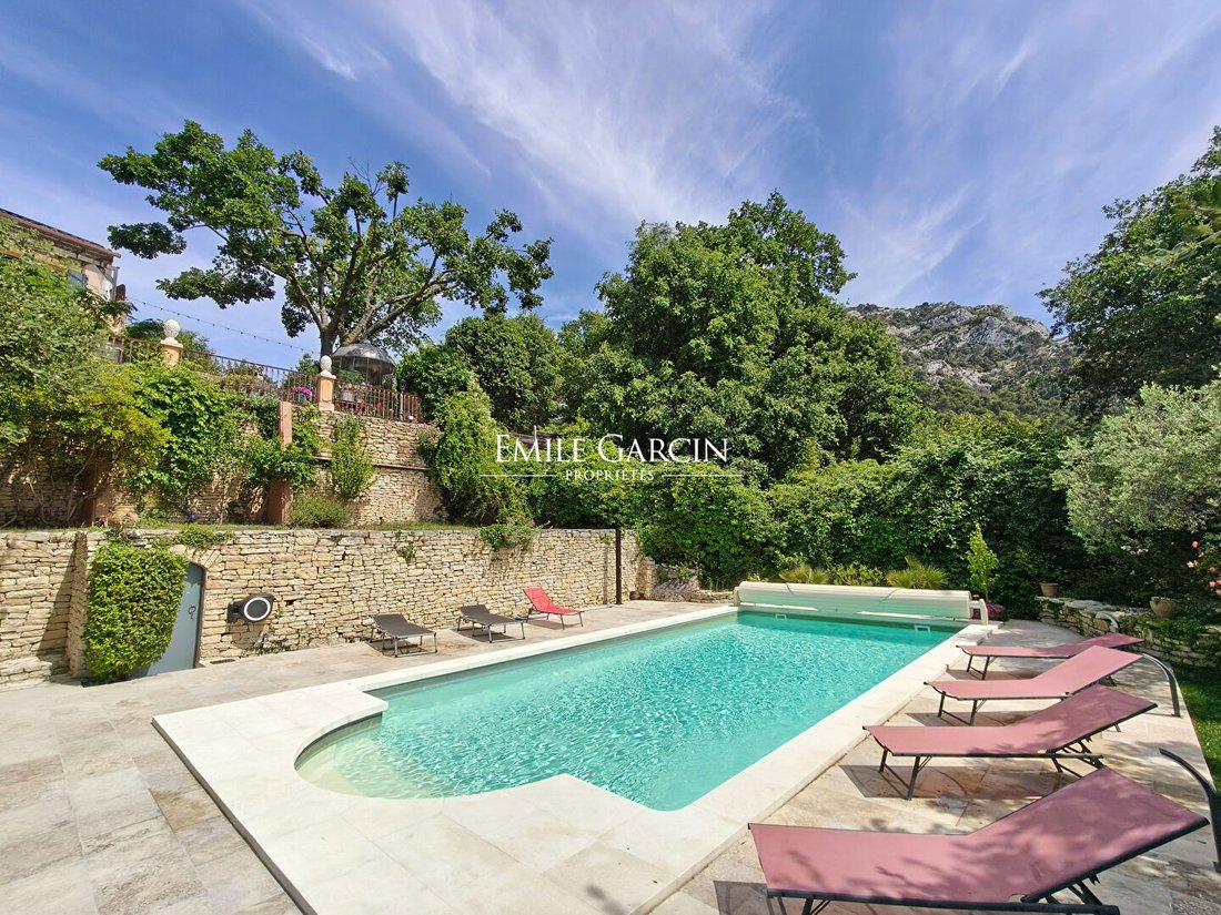 Villa in Robion, Provence-Alpes-Côte d'Azur, France 2 - 16464750