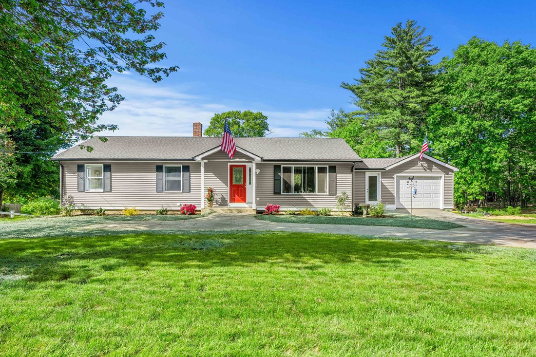 House in Amesbury, Massachusetts, United States 1 - 18039286