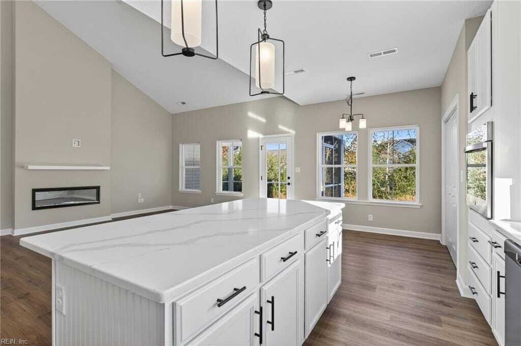 House in Suffolk, Virginia, United States 3 - 18038045