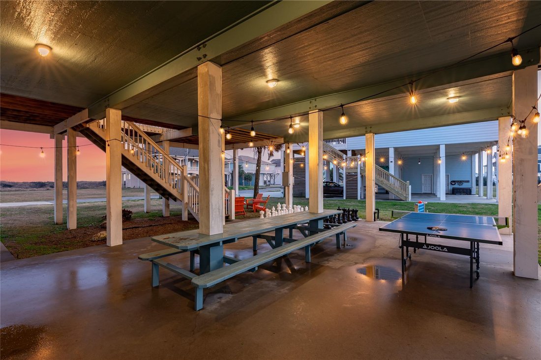 House in Bolivar Peninsula, Texas, United States 3 - 18037346