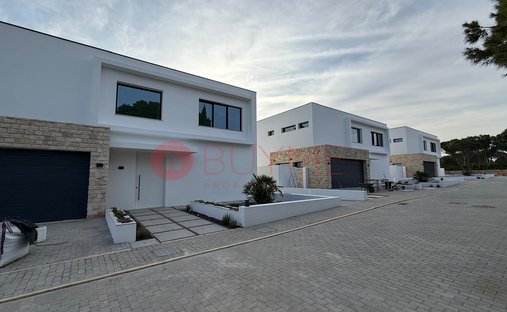 Casa a Quarteira, Algarve, Portogallo 1