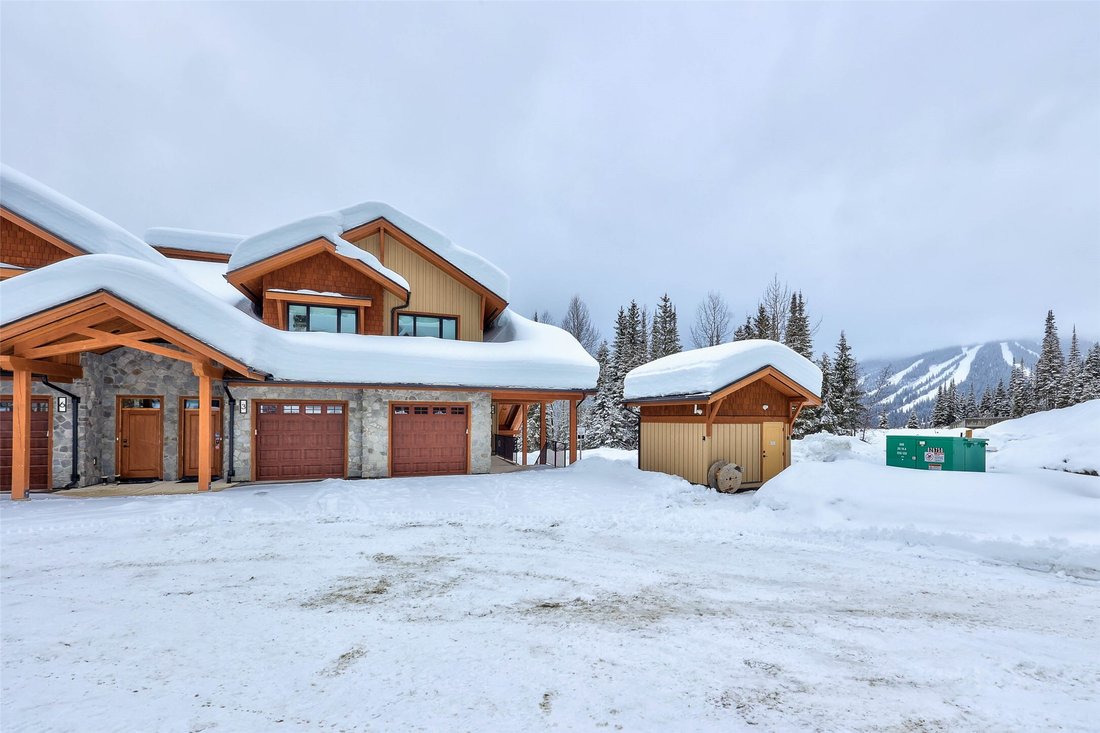 Apartment in Sun Peaks, British Columbia, Canada 2 - 16075856