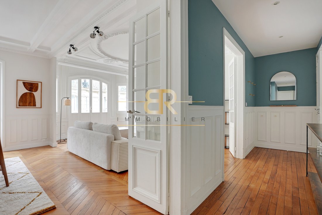 Apartment in Saint Victor, Paris 5e Arrondissement, Paris 2 - 18050109