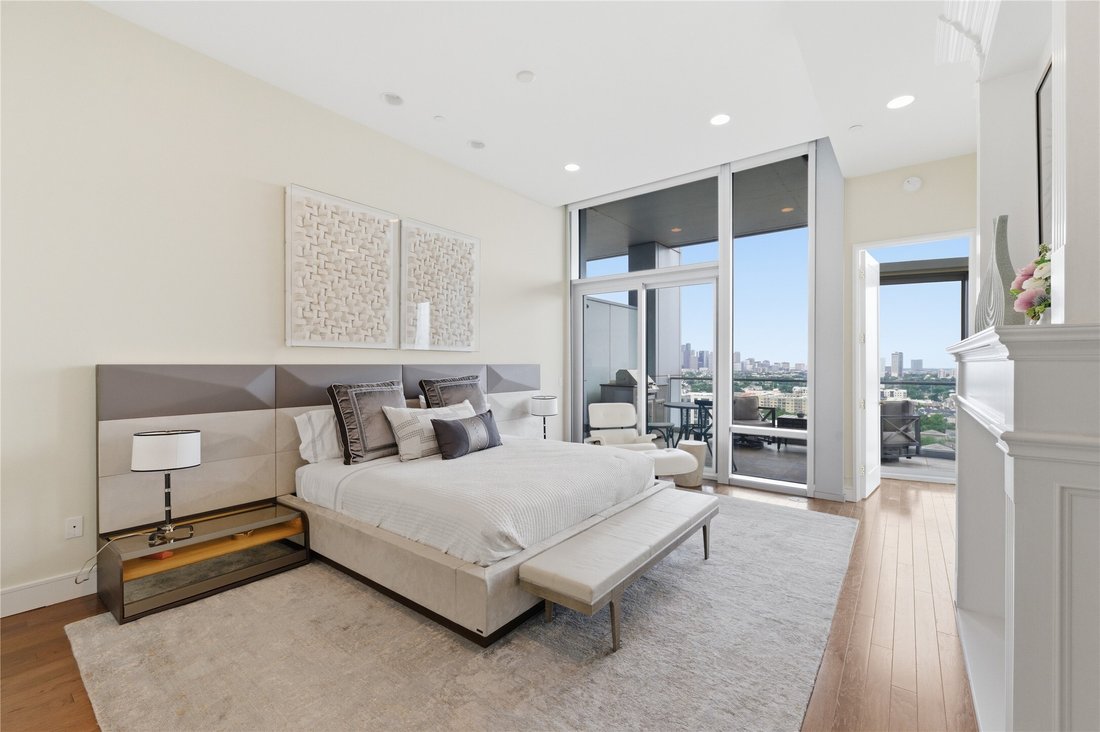 Condo in Houston, Texas, United States 4 - 18045396