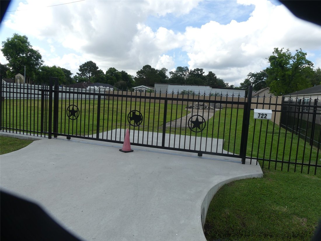 House in Houston, Texas, United States 5 - 18045385