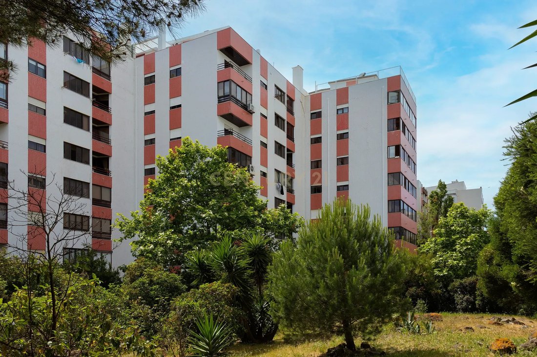 Apartment in Alges, Lisbon, Portugal 1 - 18041133