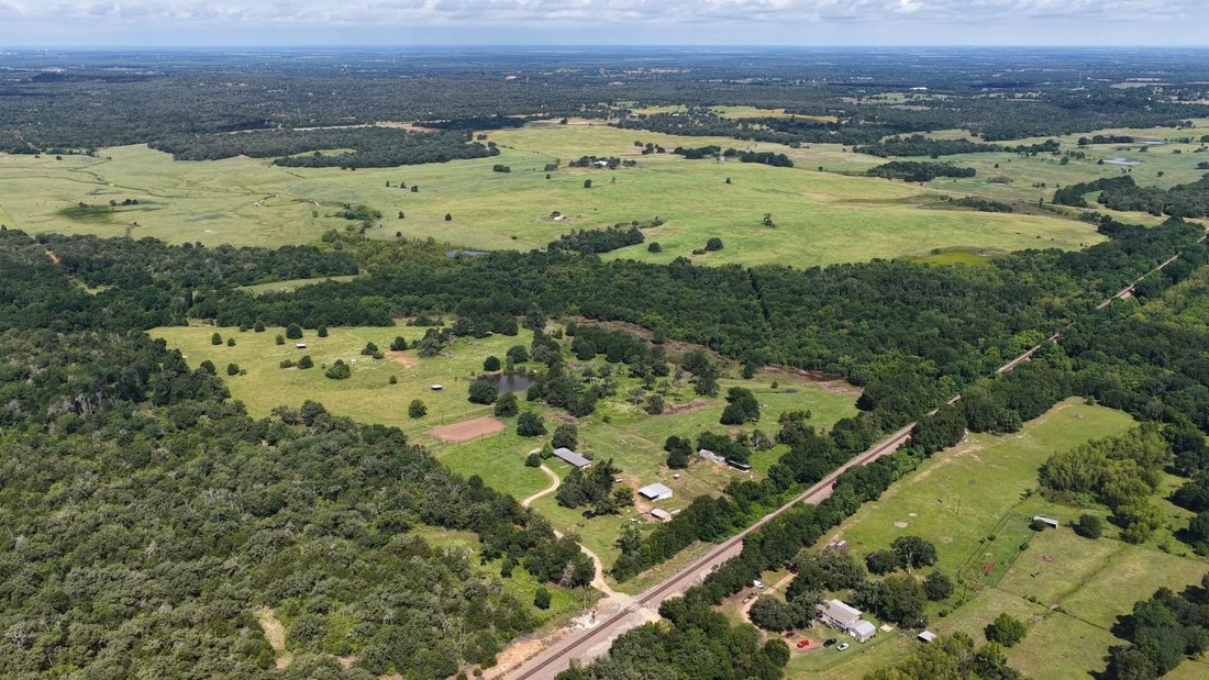 Farm Ranch in Milano, Texas, United States 2 - 18045414