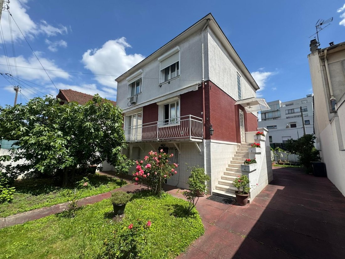 House in Waldeck Rochet-Quinet Cachin, La Courneuve, France 2 - 18043531