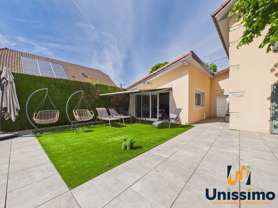 House in Mandeure, Bourgogne – Franche-Comté, France 4 - 18043564