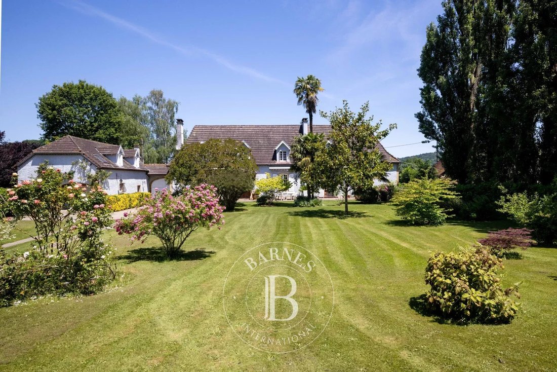 House in Morlaas, Nouvelle-Aquitaine, France 4 - 17810706