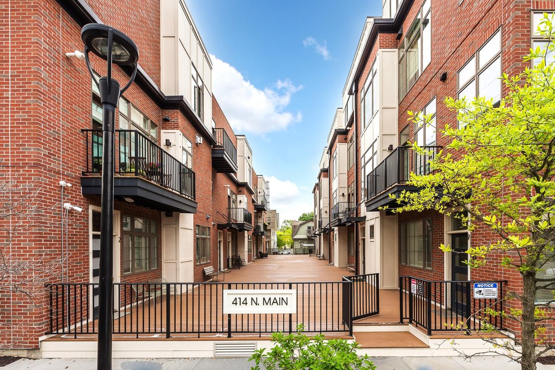 Condo in Ann Arbor, Michigan, United States 1 - 18049328