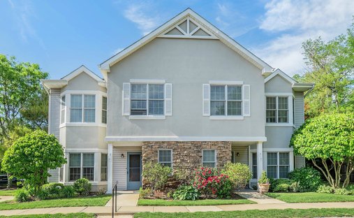 Condo in Port Washington, New York, United States 1