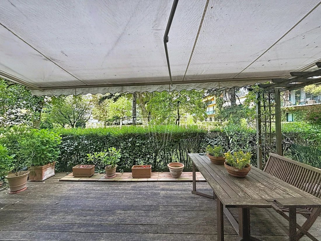 Apartment in Saint James-Général Koenig, Neuilly-sur-Seine, France 2 - 17009880