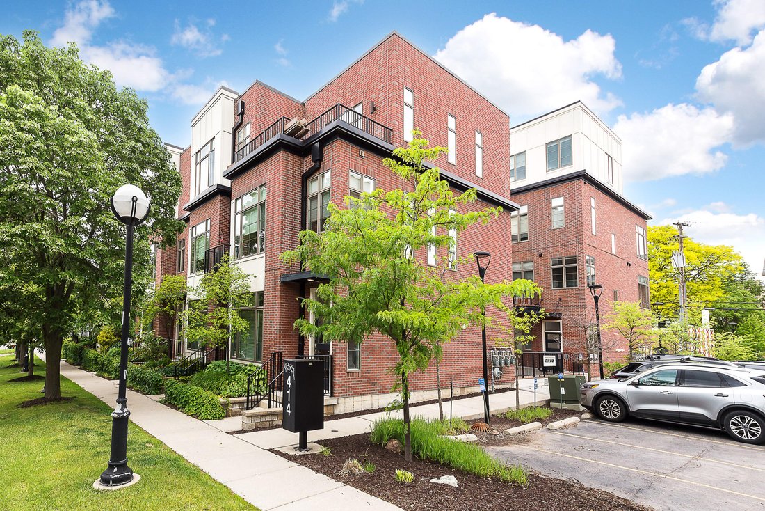 Condo in Ann Arbor, Michigan, United States 2 - 18049328
