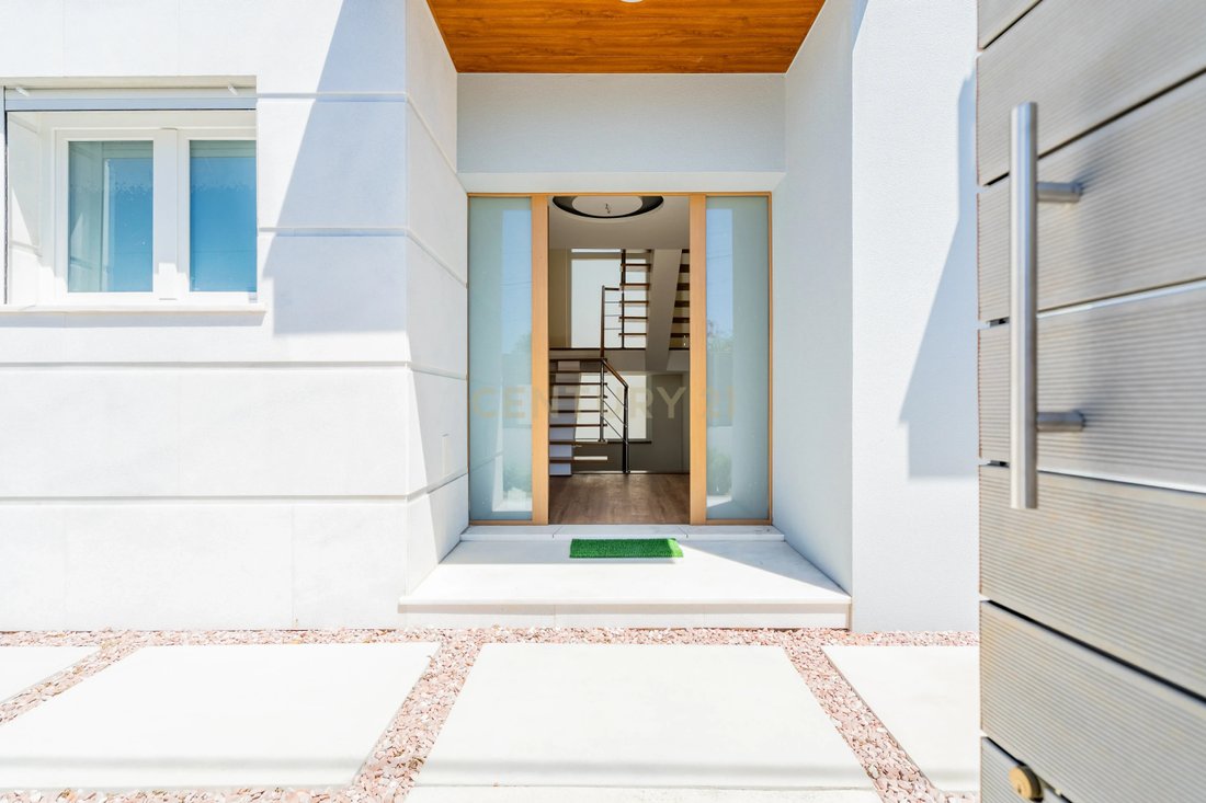 Villa in Sao Domingos de Rana, Lisbon, Portugal 2 - 18048748