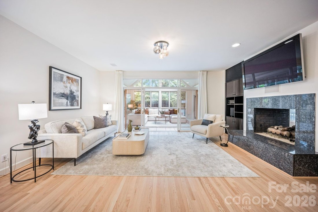 Maison à Charlotte, Caroline du Nord, États-Unis 4 - 18038885