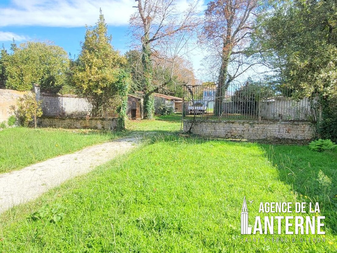 House in Saint-Pierre-d'Oléron, Nouvelle-Aquitaine, France 2 - 18043563