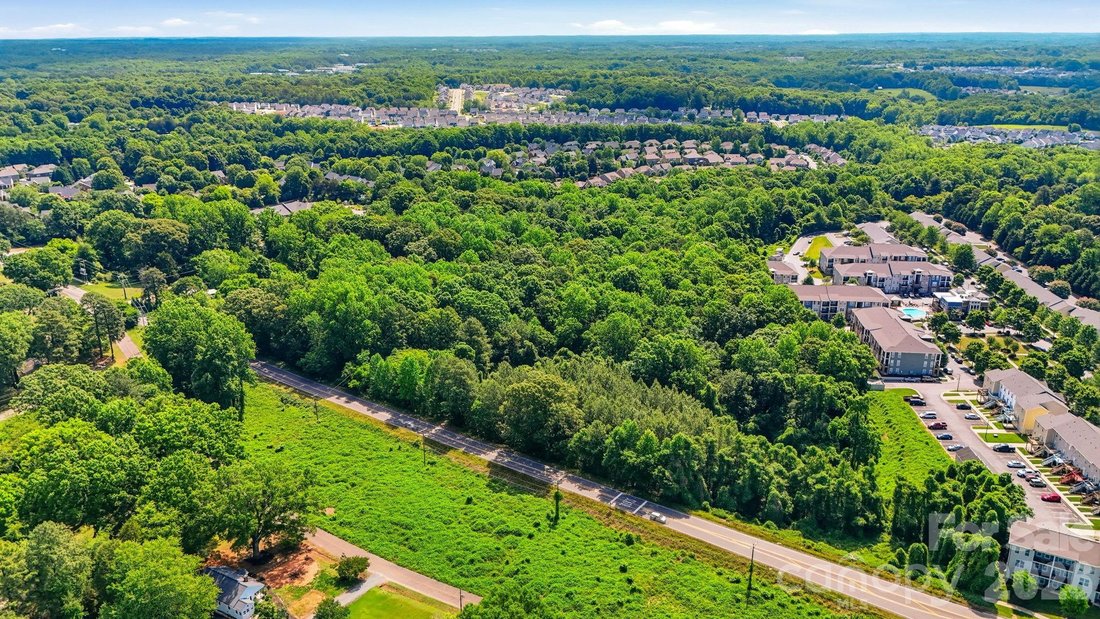Land in Mooresville, North Carolina, United States 5 - 18047537