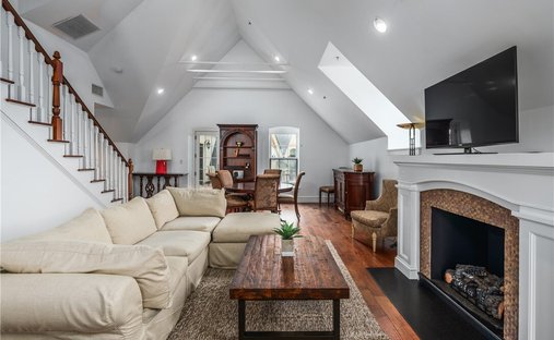 Condo in Cranston, Rhode Island, United States 1