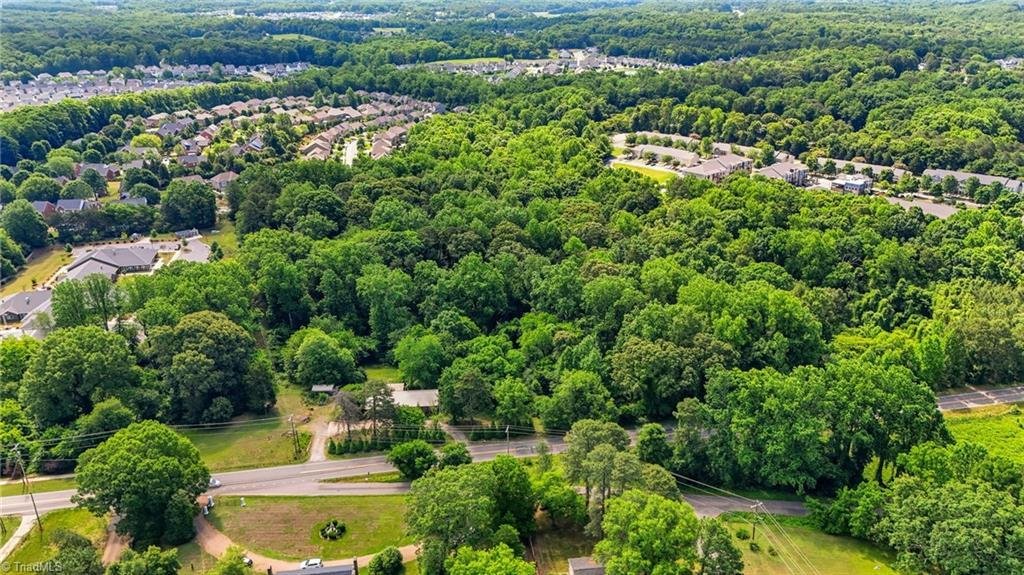 Land in Mooresville, North Carolina, United States 3 - 18047535