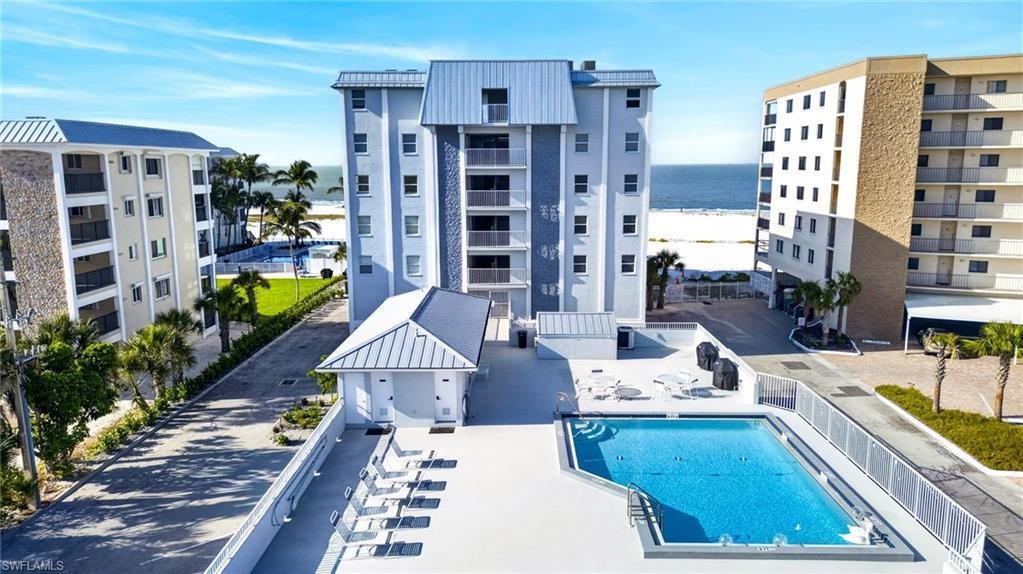 Condo in Fort Myers Beach, Florida, United States 3 - 18047245