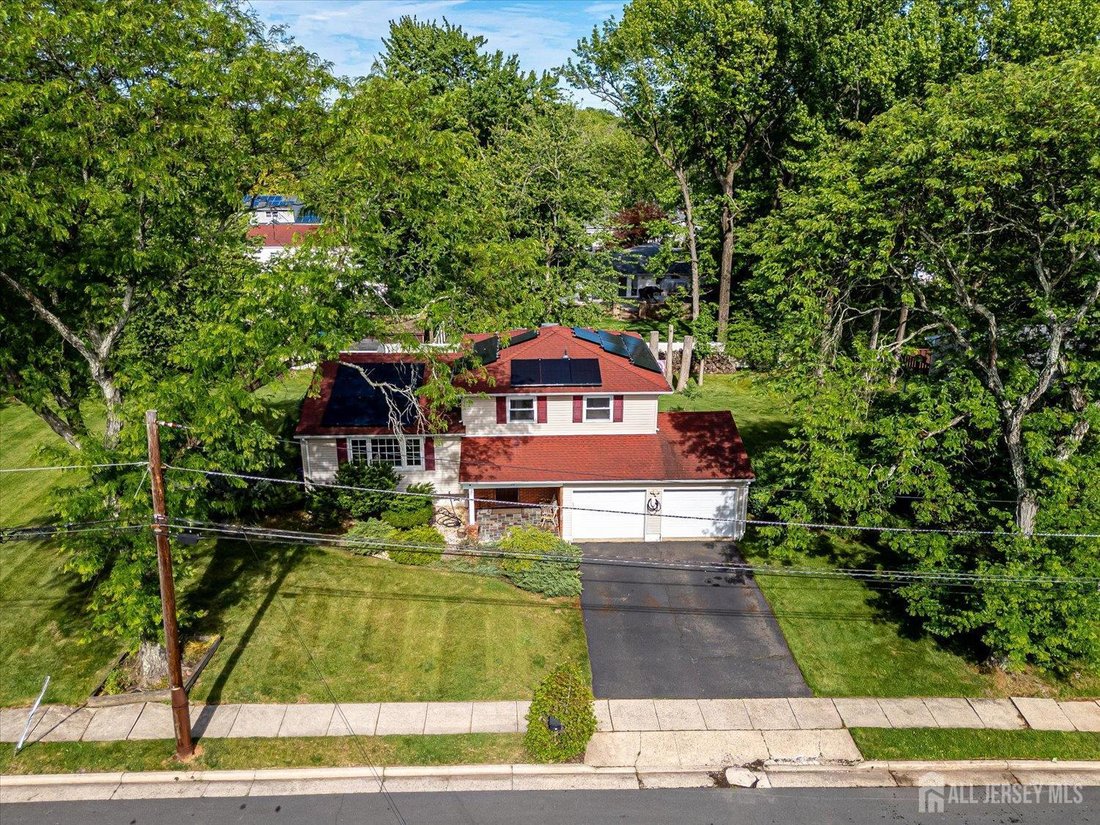 House in Metuchen, New Jersey, United States 5 - 18045358