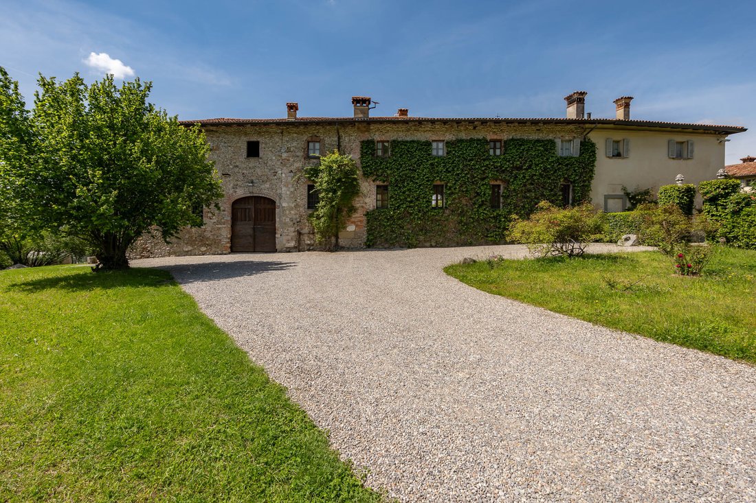 Villa in Camerlata-Breccia-Prestino, Como, Lombardy 5 - 18045163