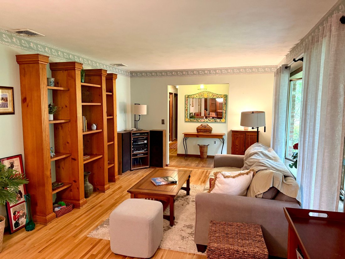 House in Saint James, New York, United States 1 - 18037868