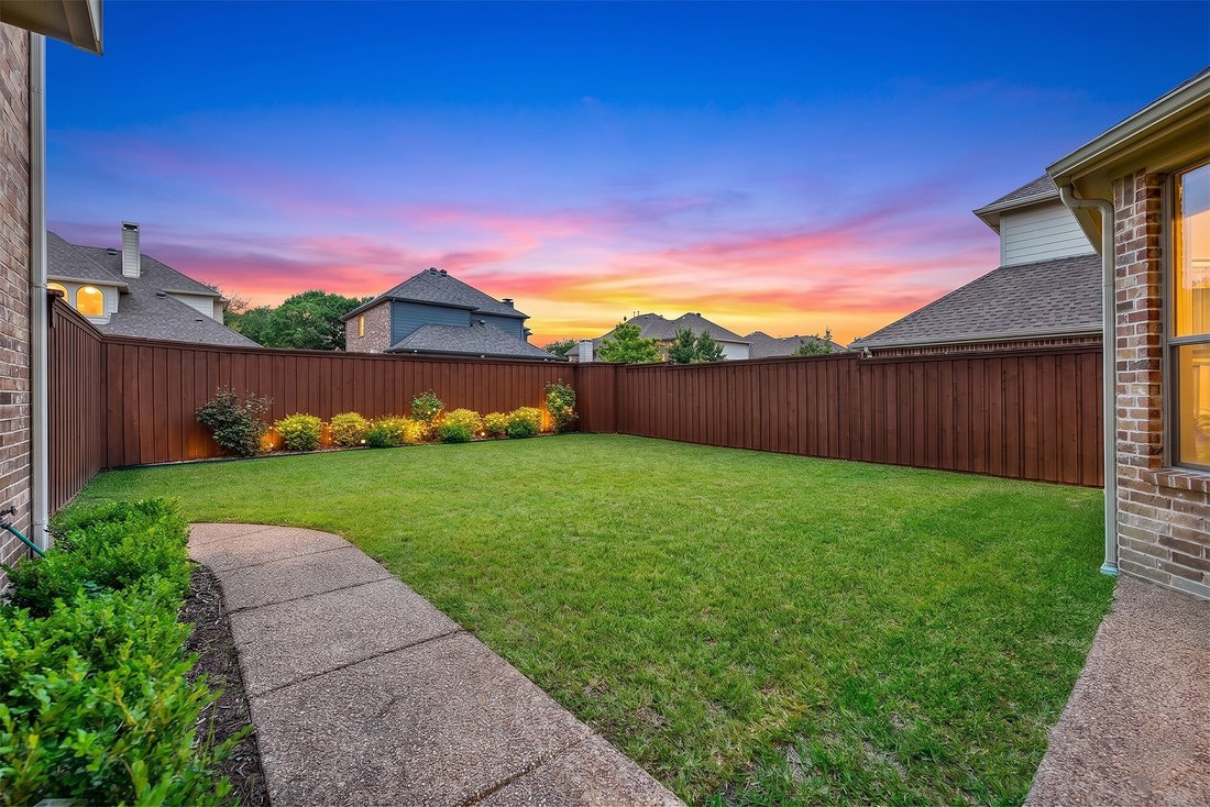 House in Frisco, Texas, United States 3 - 17959793