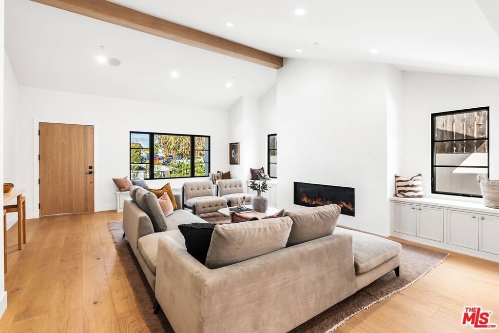 House in Los Angeles, California, United States 5 - 18040296