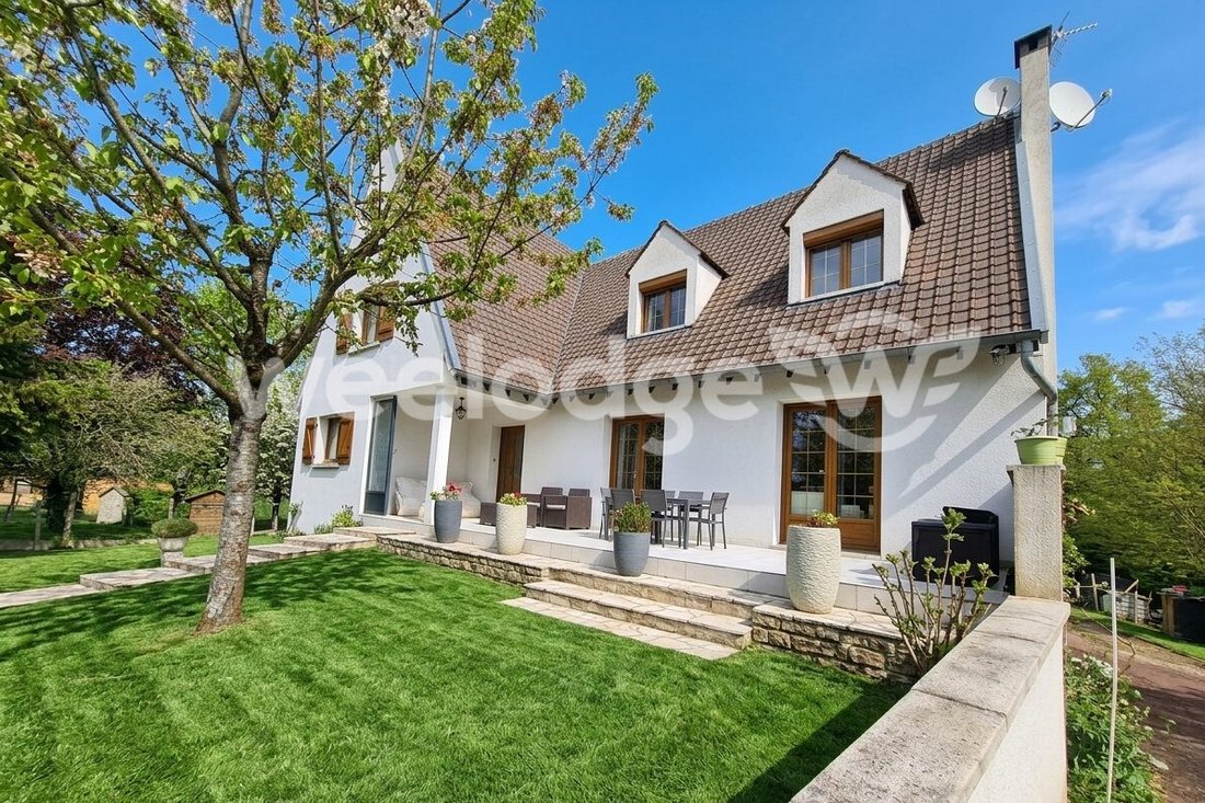 House in Villemarechal, Ile-de-France, France 4 - 18049514