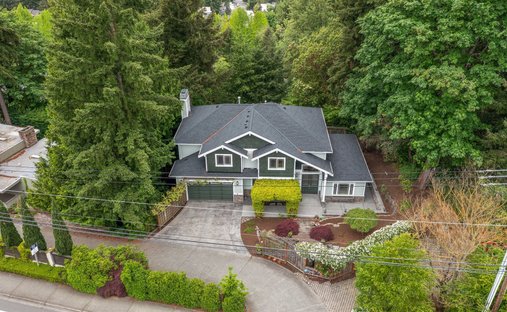 House in Bellevue, Washington, United States 1
