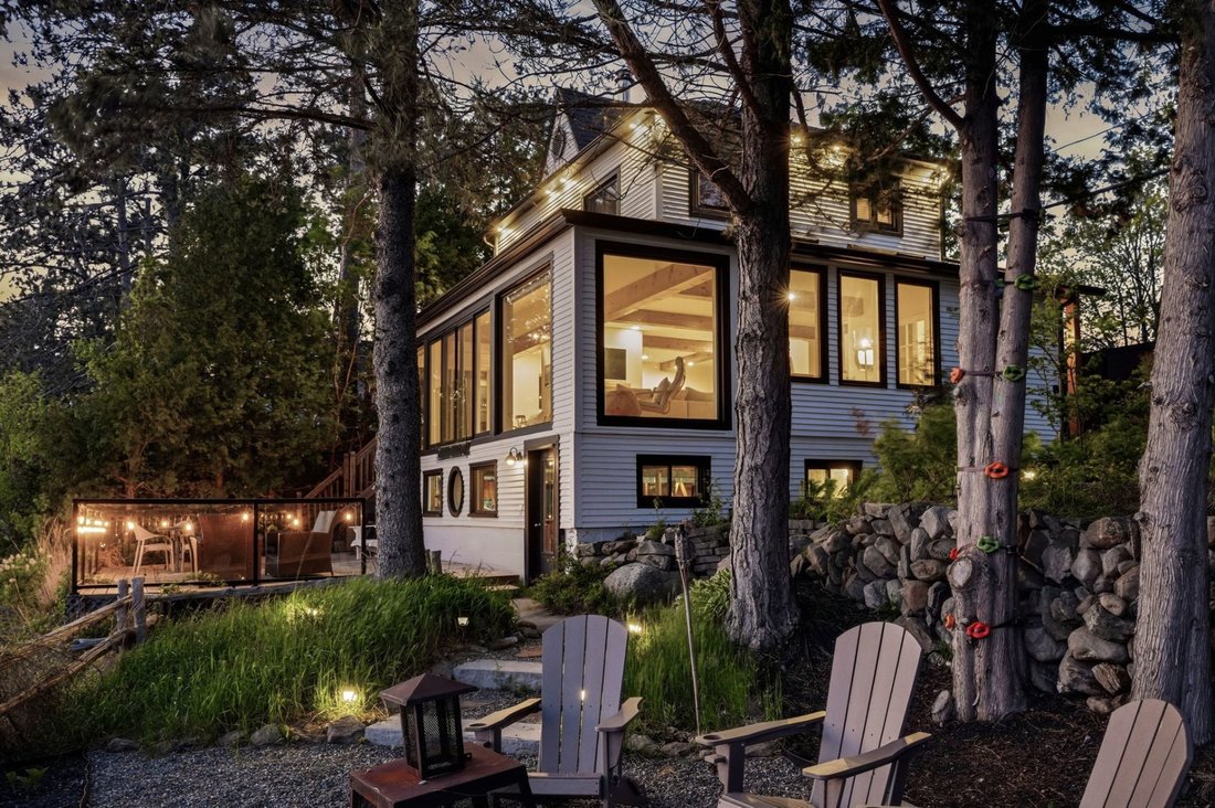 House in Lac-Brome, Quebec, Canada 3 - 18042638