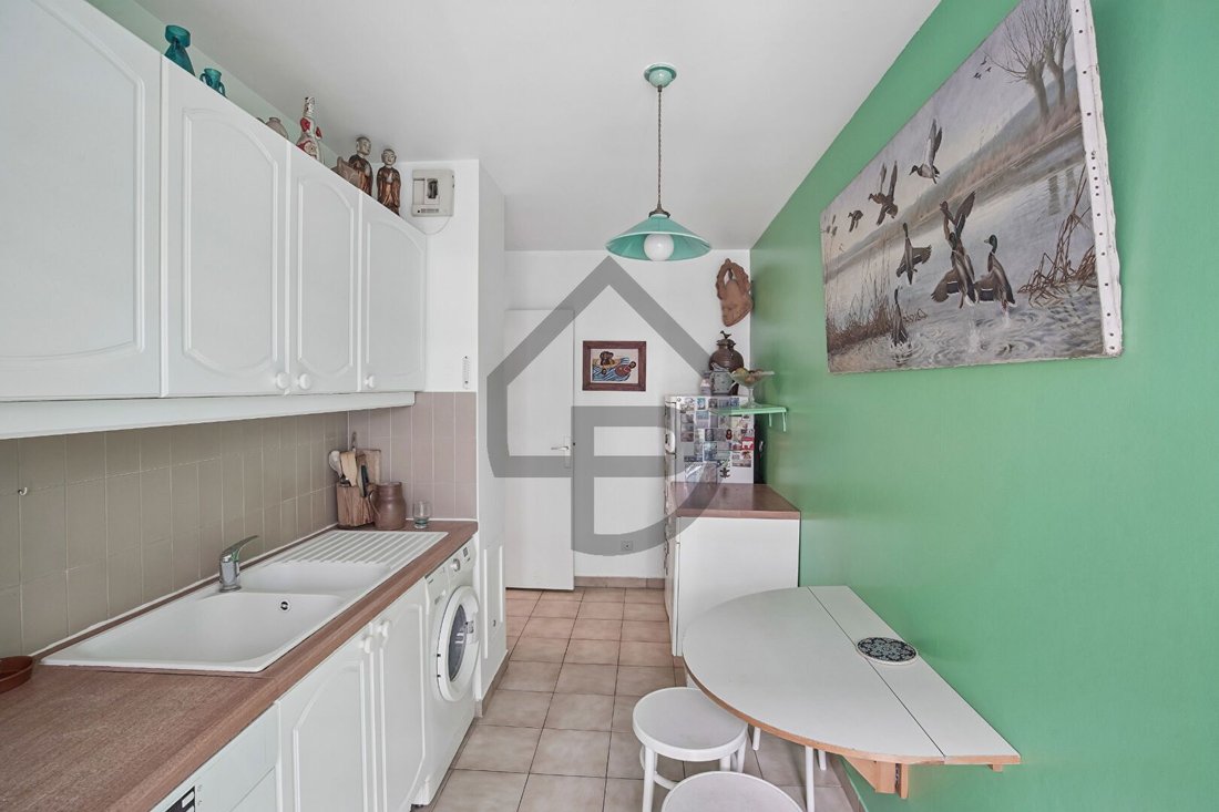Apartment in Léon-Blum Folie-Regnault, Paris 11e Arrondissement, Paris 5 - 18040912