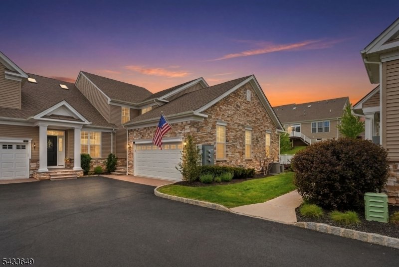 Condo in Readington Twp., New Jersey, United States 1 - 18045504